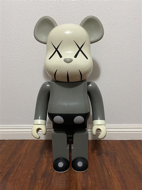 bearbrick replicas.